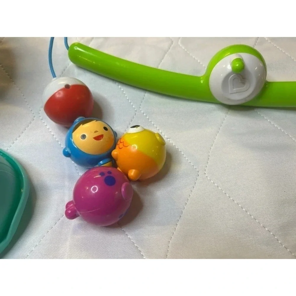 Infantino Whale Bath Toy & Toddler Fishing Set Bundle
